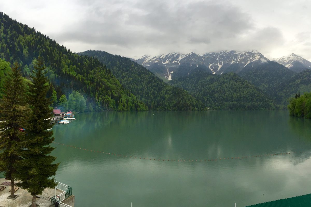 Озеро Рица (Абхазия)